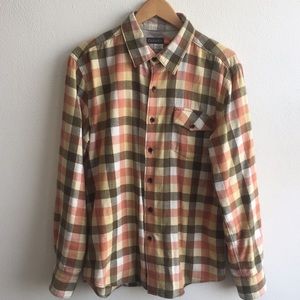 Men’s Flannel Quicksilver shirt